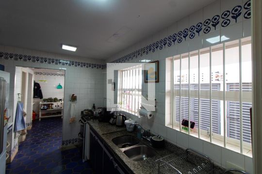 Cozinha  de casa à venda com 3 quartos, 332m² em Parque Taquaral, Campinas