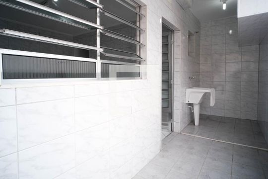 Área de Serviço de casa à venda com 4 quartos, 143m² em Jardim Danfer, São Paulo