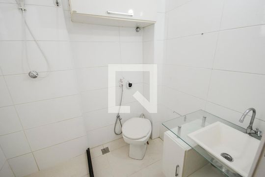 Banheiro de apartamento à venda com 1 quarto, 45m² em Praça da Bandeira, Rio de Janeiro