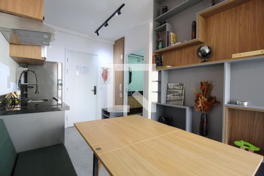 Kitnet/Studio para alugar com 1 quarto, 27m² em Indianópolis, São Paulo