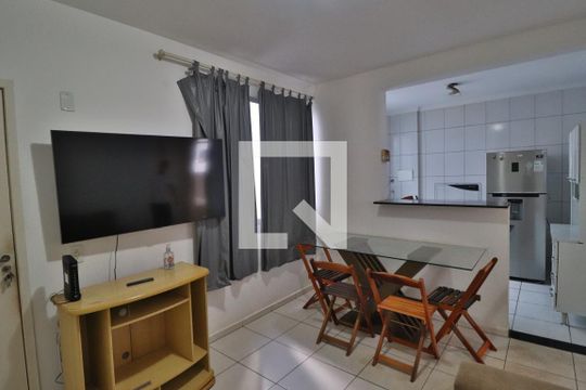 Apartamento para alugar com 2 quartos, 55m² em Gávea, Uberlândia