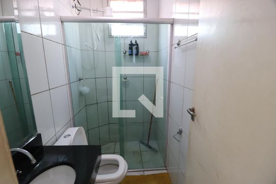 Banheiro Social de apartamento para alugar com 2 quartos, 55m² em Gávea, Uberlândia