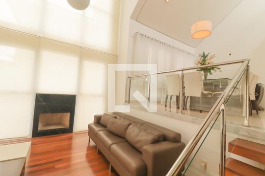 Sala de casa de condomínio à venda com 4 quartos, 410m² em Vila Virgínia, Jundiaí