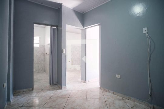 Casa para alugar com 1 quarto, 70m² em Vila Rio Branco, São Paulo