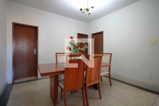 Sala de Jantar de casa à venda com 4 quartos, 360m² em Nova Vista, Belo Horizonte