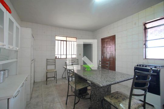 Cozinha de casa à venda com 4 quartos, 360m² em Nova Vista, Belo Horizonte