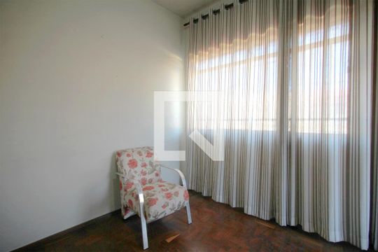 Sala de casa à venda com 4 quartos, 360m² em Nova Vista, Belo Horizonte