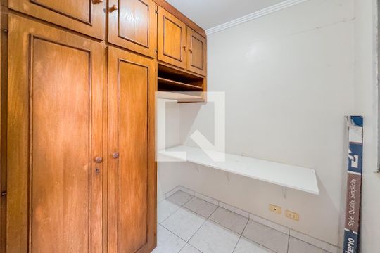 Quarto de Serviço de apartamento à venda com 3 quartos, 70m² em Vila Mariana, São Paulo