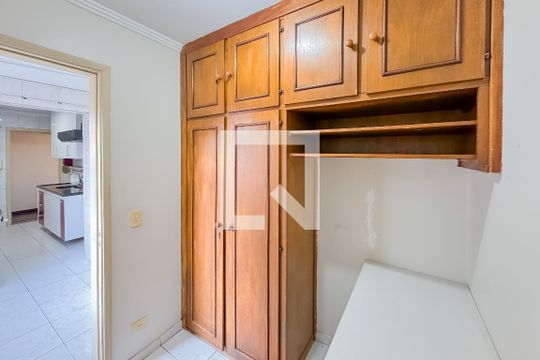 Quarto de Serviço de apartamento à venda com 3 quartos, 70m² em Vila Mariana, São Paulo