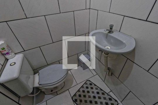 Lavabo de casa à venda com 3 quartos, 286m² em Brasilândia, São Paulo