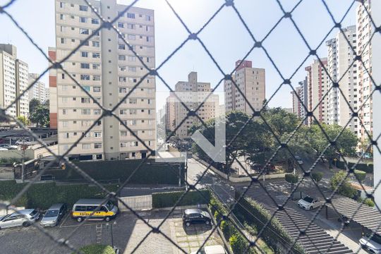 Vista do Quarto 1 de apartamento para alugar com 2 quartos, 51m² em Jardim Celeste, São Paulo