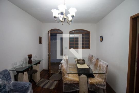 Sala de casa à venda com 3 quartos, 121m² em Vila Progresso (zona Leste), São Paulo