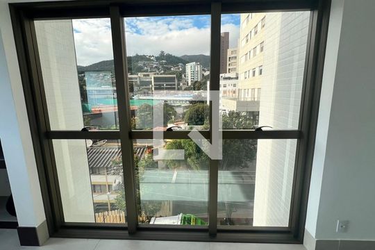 Sacada/Sala de apartamento à venda com 3 quartos, 88m² em Serra, Belo Horizonte