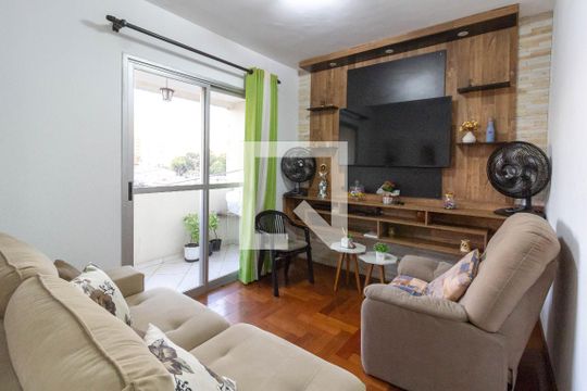 Apartamento para alugar com 3 quartos, 70m² em Jardim Bom Clima, Guarulhos