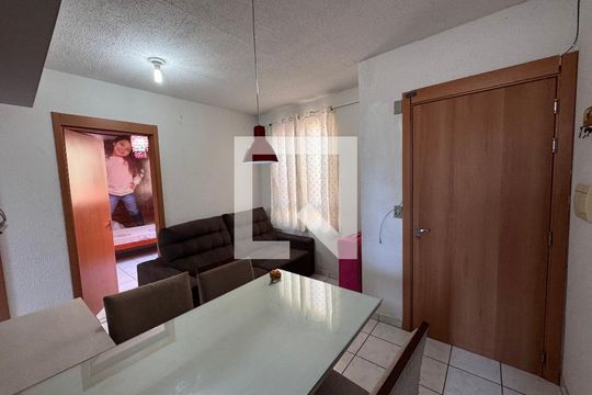 Sala de apartamento para alugar com 2 quartos, 50m² em Campina, São Leopoldo