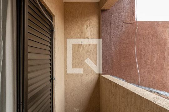 Casa 2 - Varanda Suíte 1 de casa à venda com 6 quartos, 500m² em Vila Ré, São Paulo