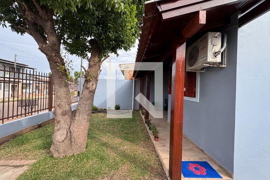 Área Externa de casa à venda com 3 quartos, 75m² em Campina, São Leopoldo