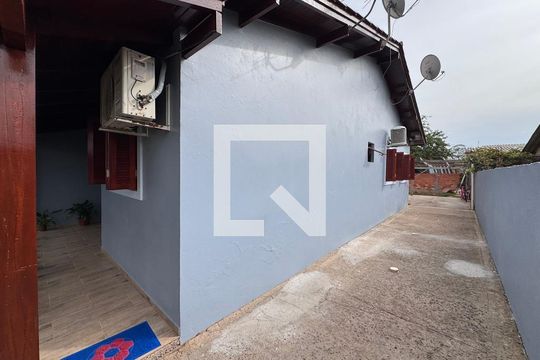 Área Externa de casa à venda com 3 quartos, 75m² em Campina, São Leopoldo