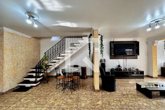 Sala de casa à venda com 2 quartos, 190m² em Jardim Santo Amaro, São Paulo