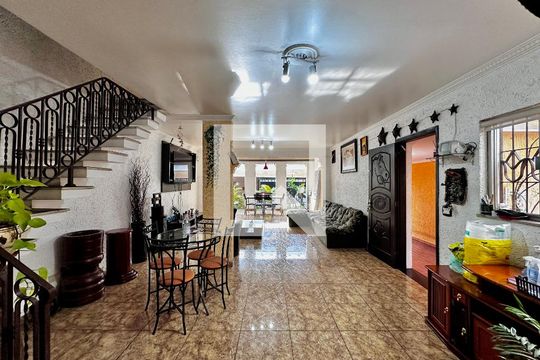 Sala de casa à venda com 2 quartos, 190m² em Jardim Santo Amaro, São Paulo