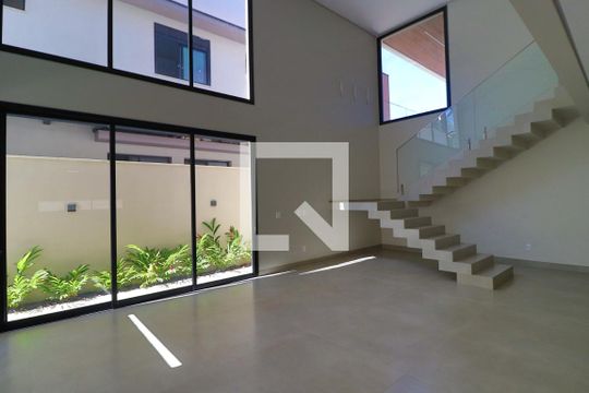 Sala de casa de condomínio para alugar com 6 quartos, 370m² em Jardim Sul, Uberlândia
