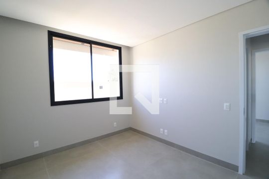 Quarto 1 de casa de condomínio para alugar com 6 quartos, 370m² em Jardim Sul, Uberlândia