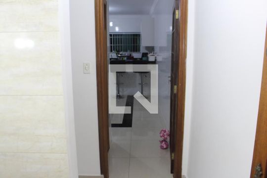 Banheiro Social de casa à venda com 3 quartos, 200m² em Santana, São Paulo