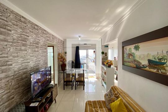 Sala de apartamento para alugar com 1 quarto, 48m² em Maracanã, Praia Grande