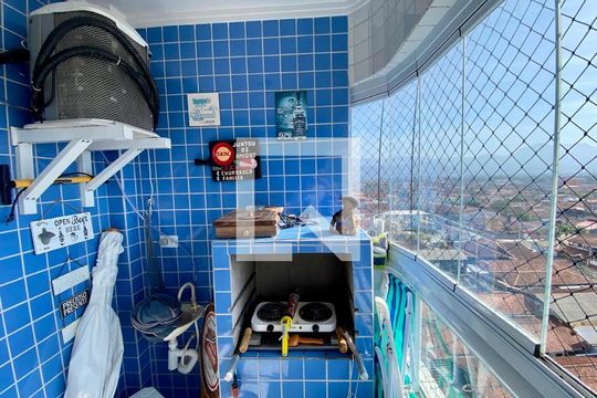 Sacada de apartamento para alugar com 1 quarto, 48m² em Maracanã, Praia Grande