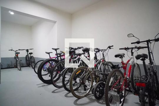 Área comum - Bicicletário de apartamento à venda com 1 quarto, 69m² em Petrópolis, Porto Alegre