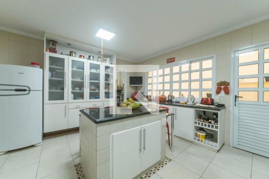Cozinha de casa à venda com 4 quartos, 300m² em Cursino, São Paulo
