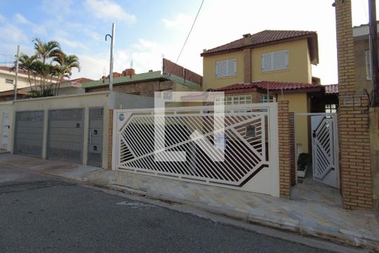 Fachada de casa à venda com 4 quartos, 300m² em Cursino, São Paulo