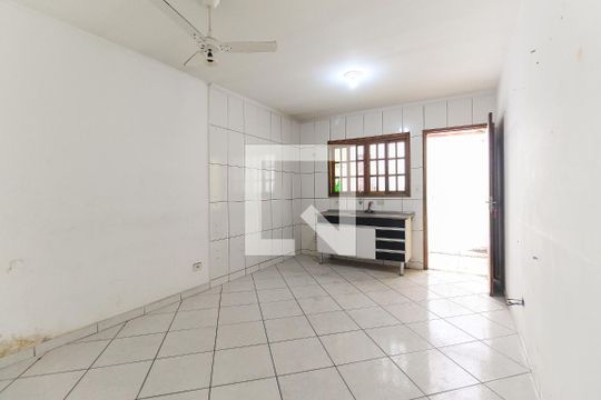 Cozinha de casa à venda com 2 quartos, 94m² em Vila Regina, São Paulo