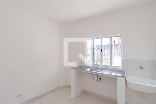 Cozinha e área de serviço de casa para alugar com 1 quarto, 40m² em Vila Santo Antônio, Carapicuíba