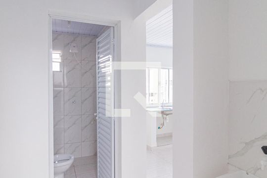 Área de serviço de casa para alugar com 1 quarto, 60m² em  Vila Santo Antônio, Carapicuíba