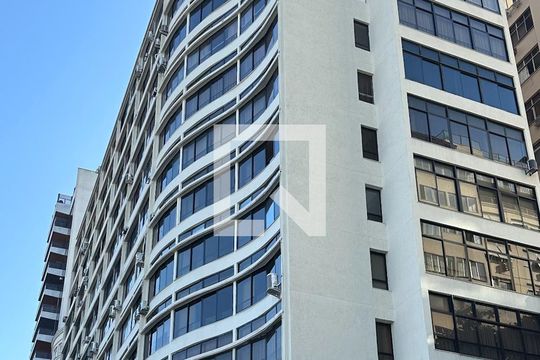 Fachada de apartamento para alugar com 3 quartos, 170m² em Copacabana, Rio de Janeiro