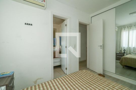 Quarto Suíte de apartamento à venda com 2 quartos, 76m² em Morro Santana, Porto Alegre