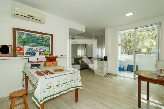 Apartamento à venda com 2 quartos, 76m² em Morro Santana, Porto Alegre