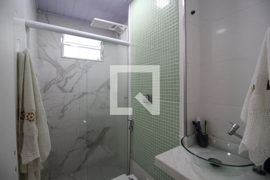Banheiro Social de apartamento para alugar com 2 quartos, 60m² em Barra Olímpica, Rio de Janeiro