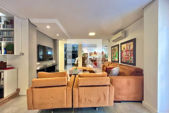 Sala de estar de casa à venda com 3 quartos, 253m² em Cristo Rei, São Leopoldo
