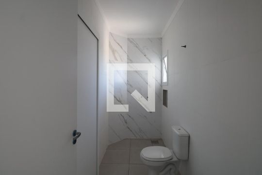 Banheiro Social de casa à venda com 3 quartos, 132m² em Nossa Senhora das Gracas, Canoas