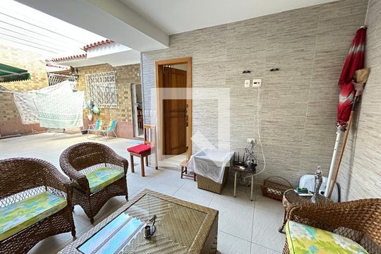 Área comum de casa à venda com 4 quartos, 350m² em Méier, Rio de Janeiro