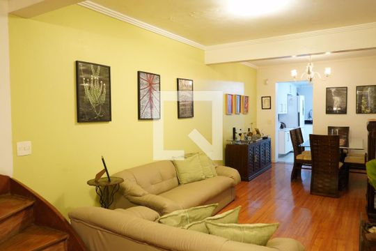 Sala de casa à venda com 4 quartos, 200m² em Vila Regente Feijó, São Paulo