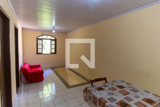 Casa à venda com 11 quartos, 195m² em São Domingos, Niterói