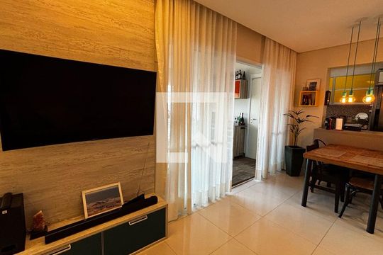 Apartamento à venda com 2 quartos, 74m² em Campo Belo, São Paulo