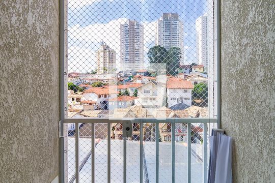Sacada Suíte 1 de casa de condomínio à venda com 3 quartos, 230m² em Jardim Londrina, São Paulo