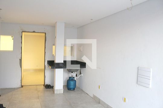 Garagem de casa para alugar com 2 quartos, 80m² em Cerâmica, São Caetano do Sul