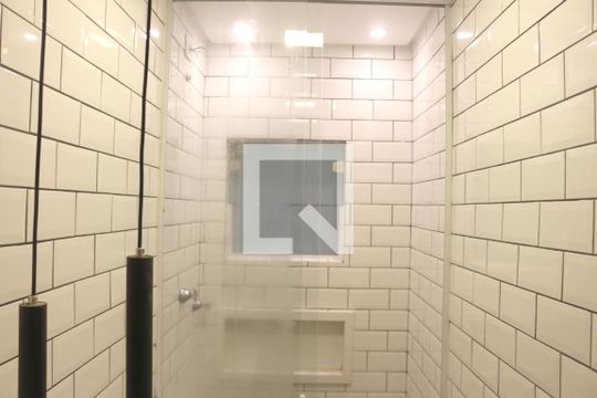 Banheiro  de casa para alugar com 2 quartos, 80m² em Cerâmica, São Caetano do Sul