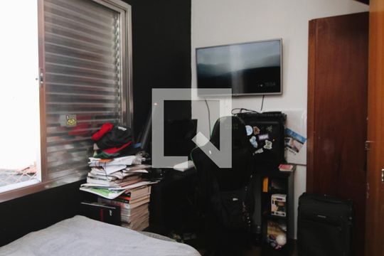 Quarto 2 de casa à venda com 3 quartos, 150m² em Vila Gustavo, São Paulo