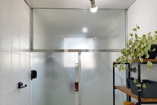 Banheiro Social de apartamento à venda com 1 quarto, 40m² em Jardim Beatriz, São Bernardo do Campo